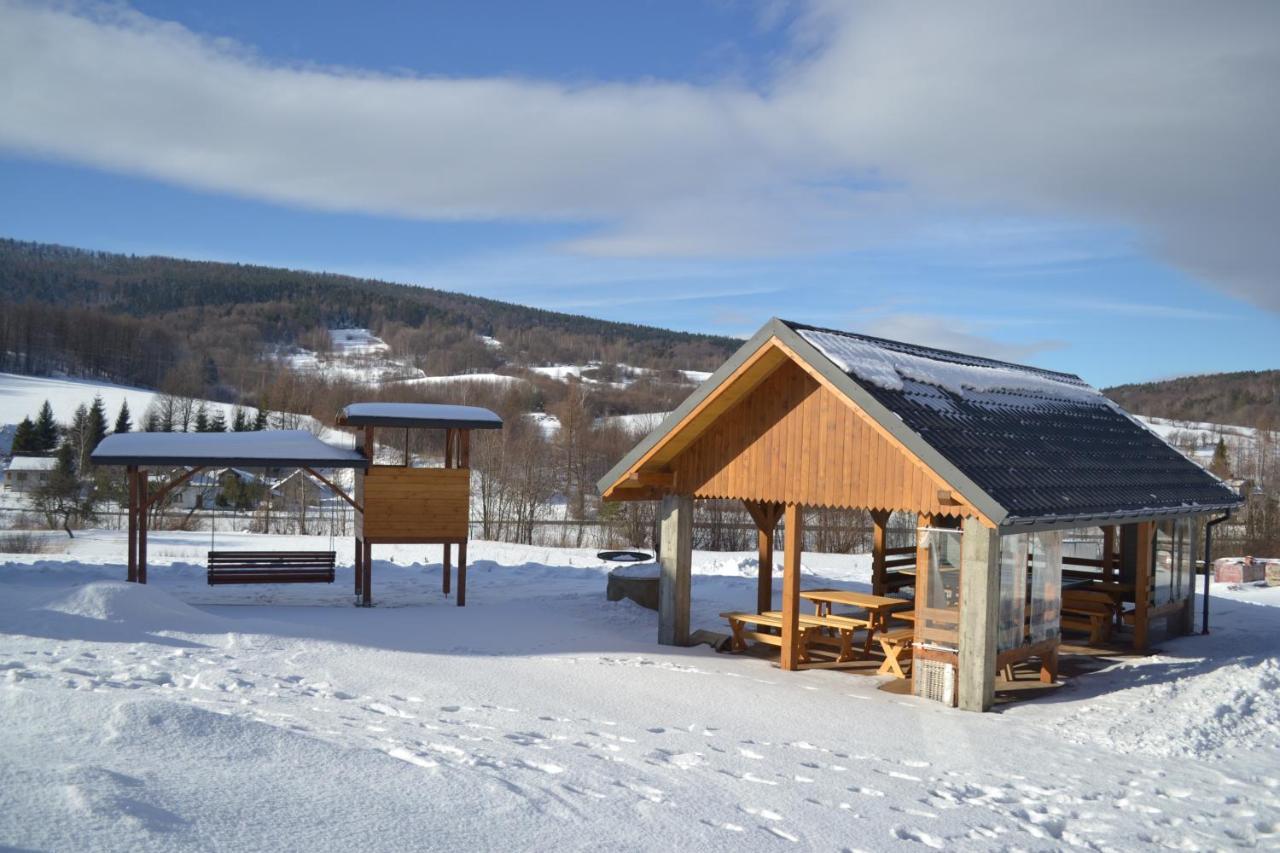 Hotel DobraNocka Malastow Exteriér fotografie